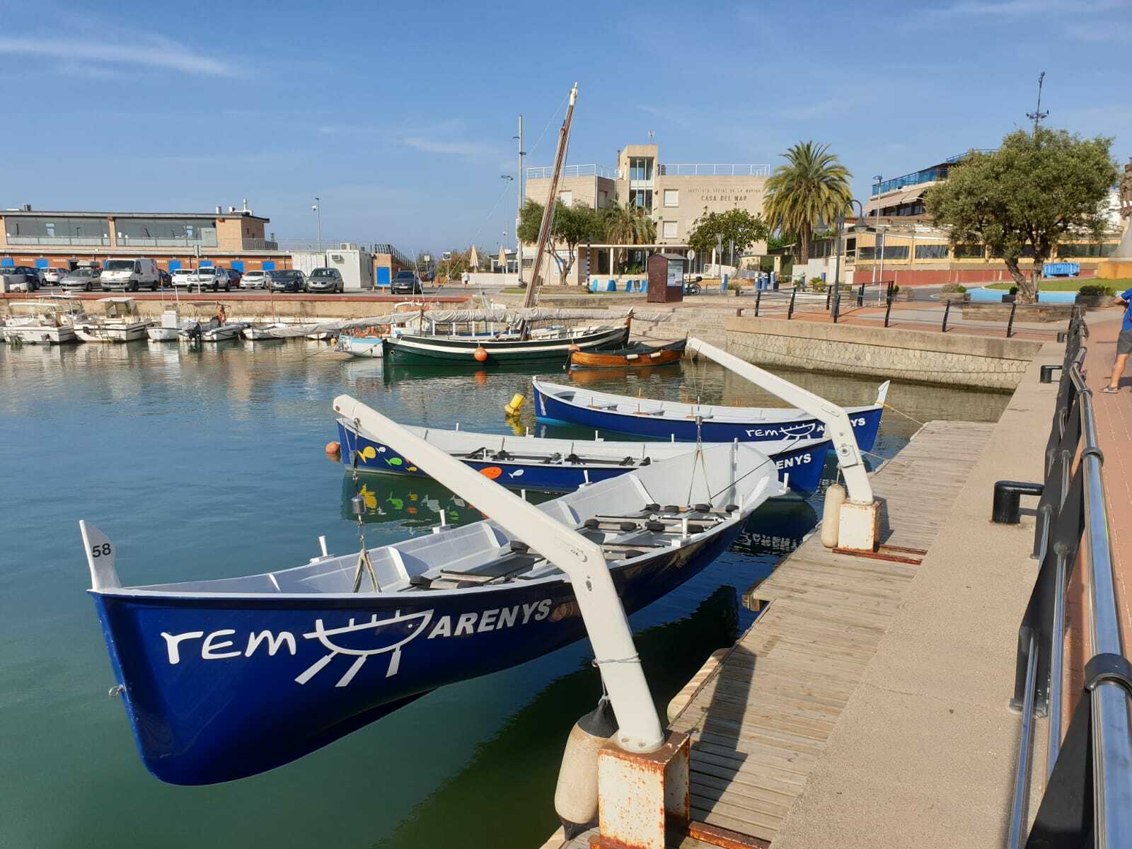 Imatge pels mitjans: Llaüt mediterrani per a gaudir del mar