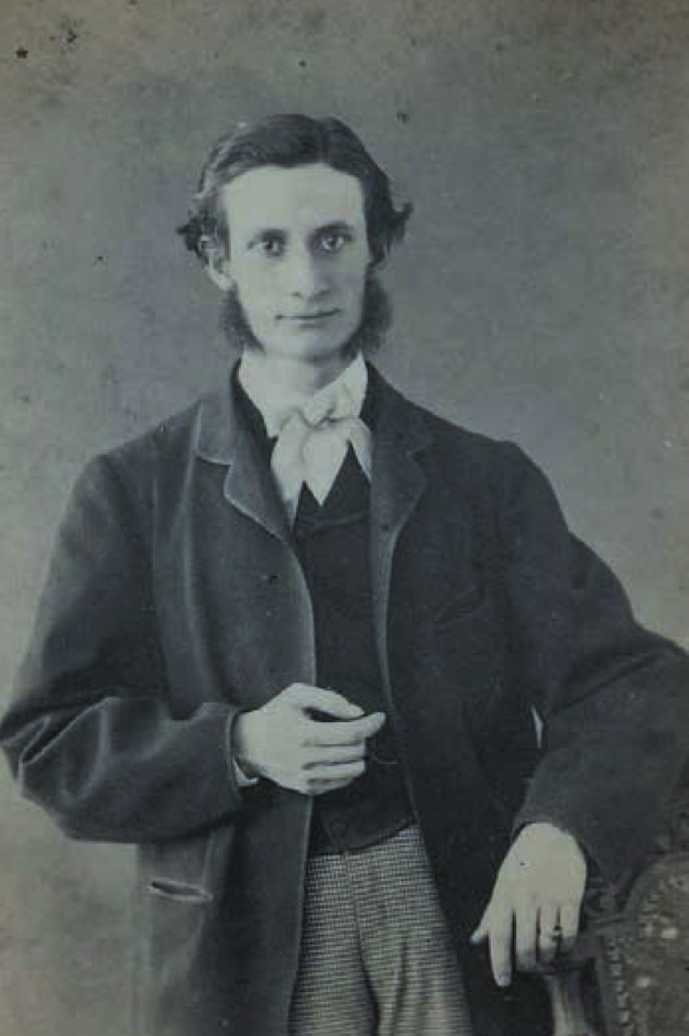 Imatge pels mitjans: Instal·lar una placa denunciant el tràfic d&#39;esclaus a l&#39;Arenys del segle XIX a l&#39;edifici Xifré